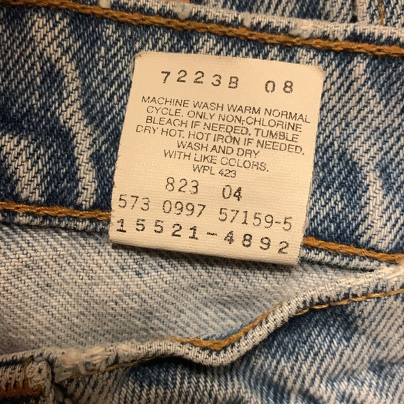 Vintage Levi’s 512 light wash high waist mom jeans - Picture 9 of 9